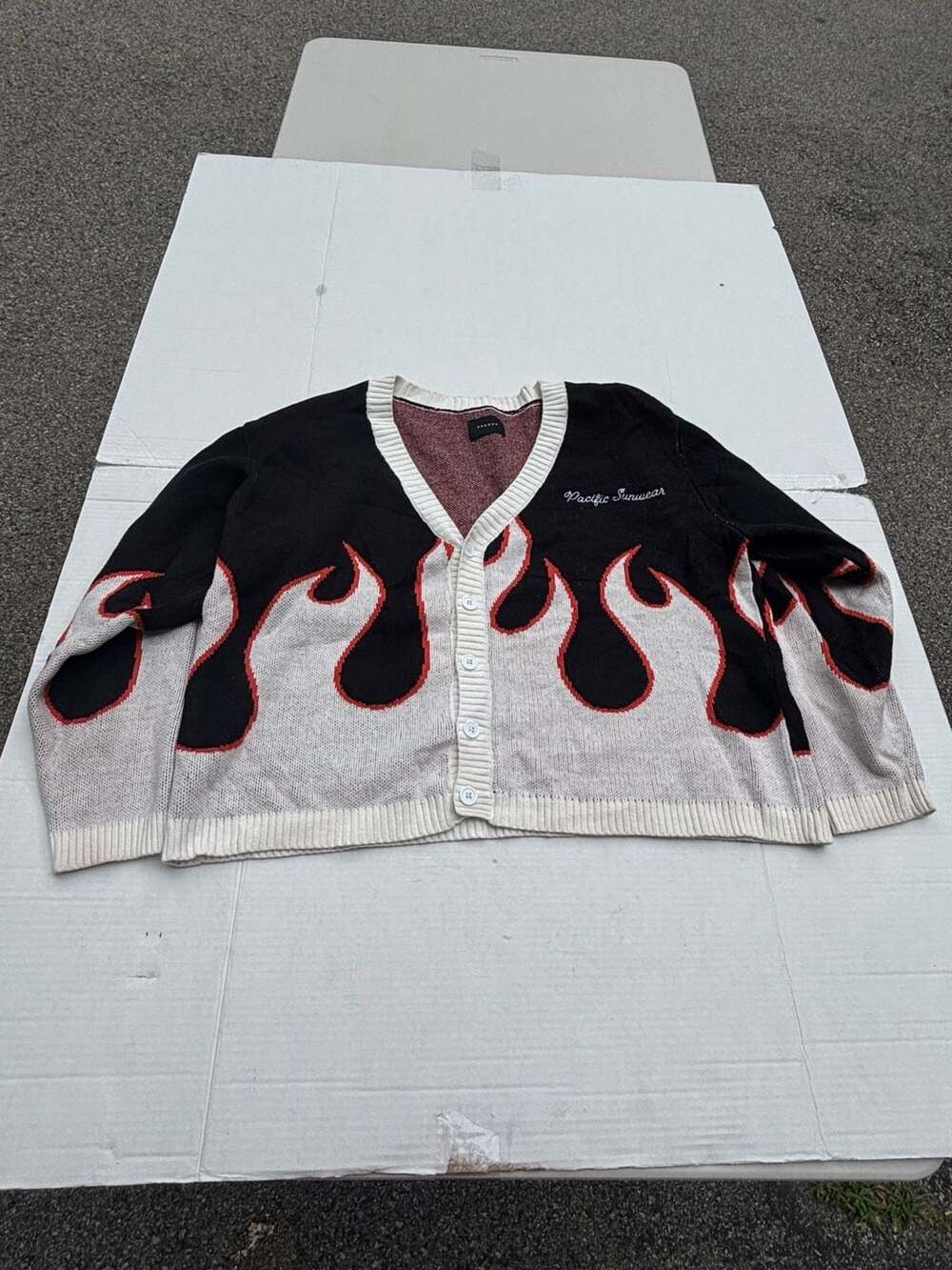 PacSun Pacific Sunwear Flame Knit V-Neck Button-Up Cardigan Large